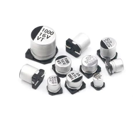  مكثفات كهربائية SMD