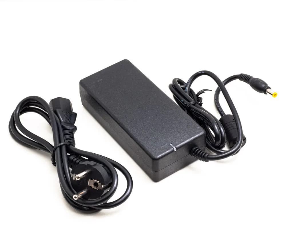 Adaptateur 12V/6A