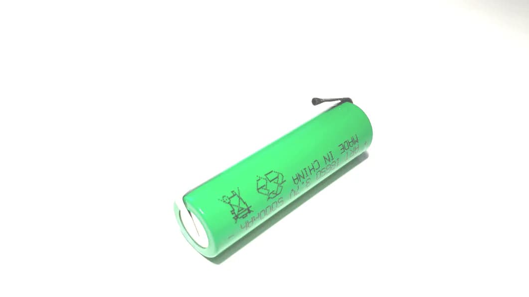 Batterie rechargeable Lithium Li-Ion 18650 3.7v 1200mAh