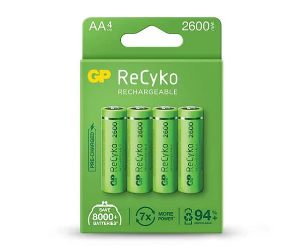 4 piles AA rechargeables ReCyko+ de 2600 mAh — image 1