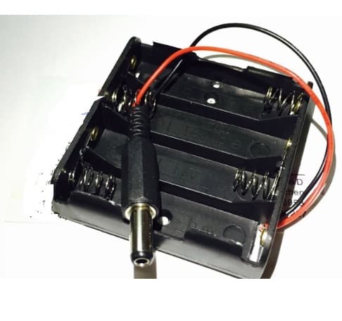 Battery Holder - 4xAA Square with DC connector — image 1
