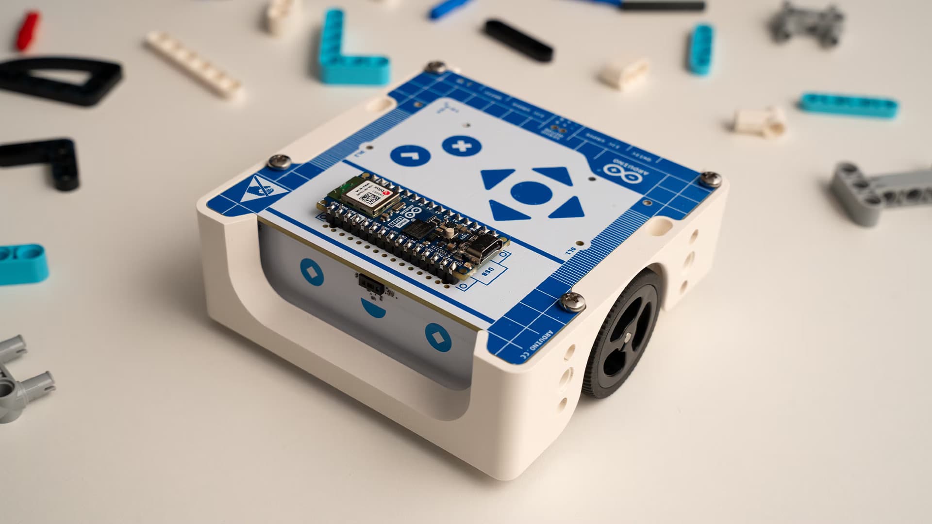 Arduino Alvik — image 1